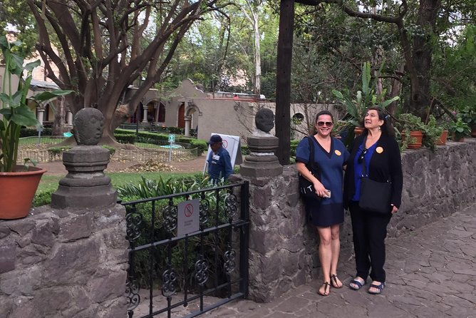 Private Mexico City Walking Tour With a Local: Roma & Condesa 100% Personalized - Meeting Point Flexibility