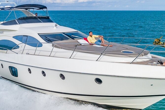 Private Miami Biscayne Bay Cruise for up to 13 Peoples - Cruise Details