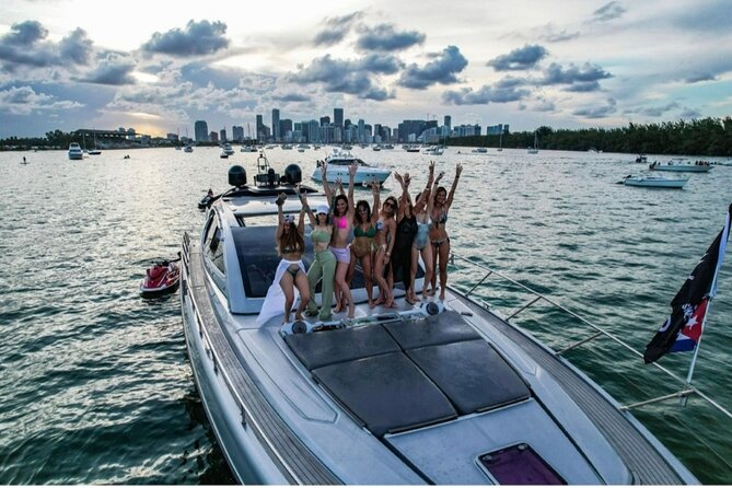 Private Miami Biscayne Bay Cruise for up to 13 Peoples - Meeting Point Information