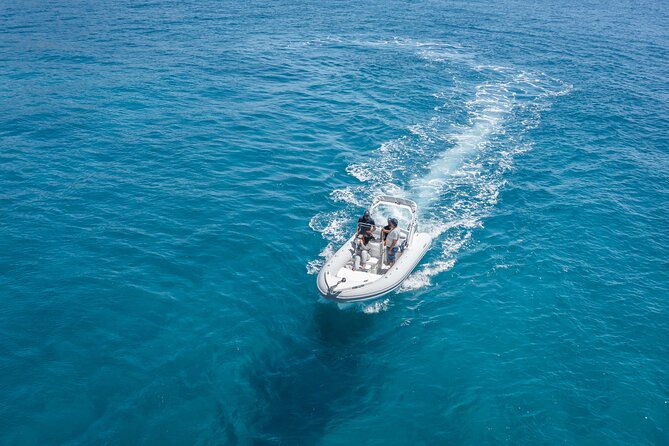 Private Milos Tour "Islands of Colours"- Luxury Boat Rental - Reviews and Ratings