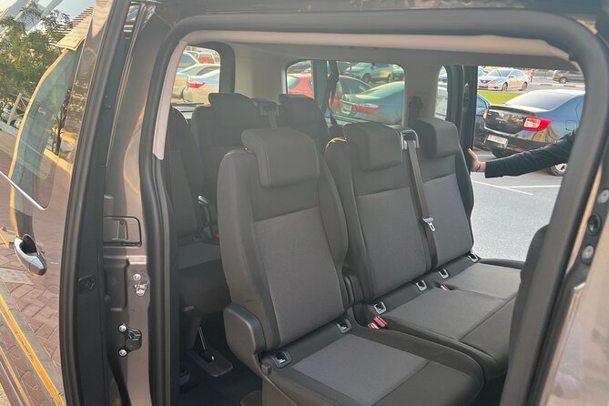 Private Minivan Arrival or Departure Transfer Dubai Airport DXB - Meeting Points