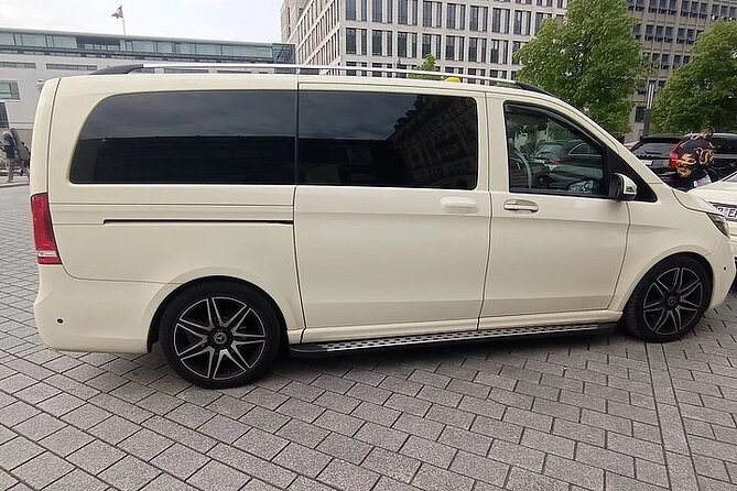 Private Minivan Tour Berlin Festival of Lights - Meeting and Pickup