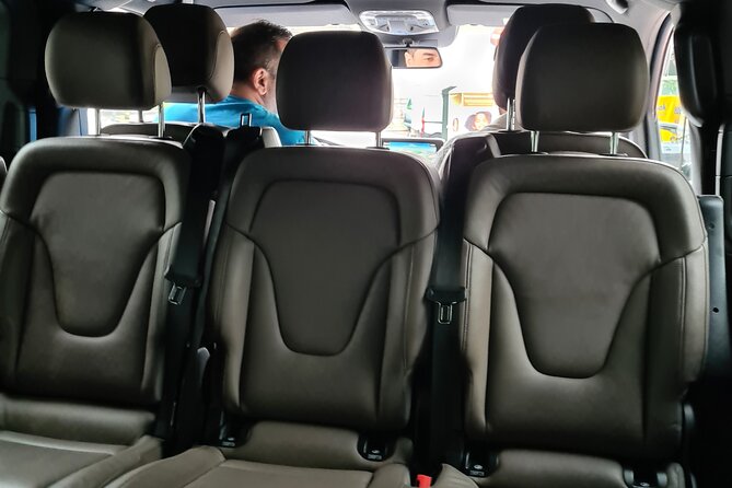 Private Minivan Transfer From Rotterdam - Validating Reviews