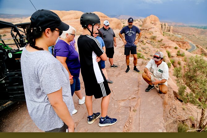 Private Moab 4x4 Tour of Hells Revenge and Fins & Things Trail - Additional Information