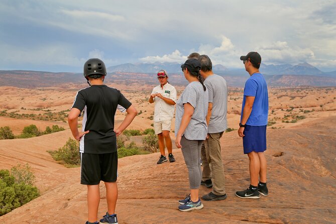 Private Moab 4x4 Tour of Hells Revenge and Fins & Things Trail - Common Questions