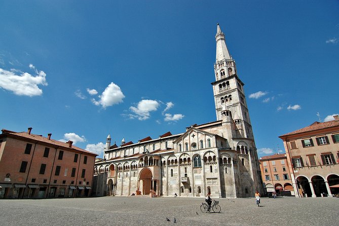 Private Modena Old Town Walking Tour - The Sum Up