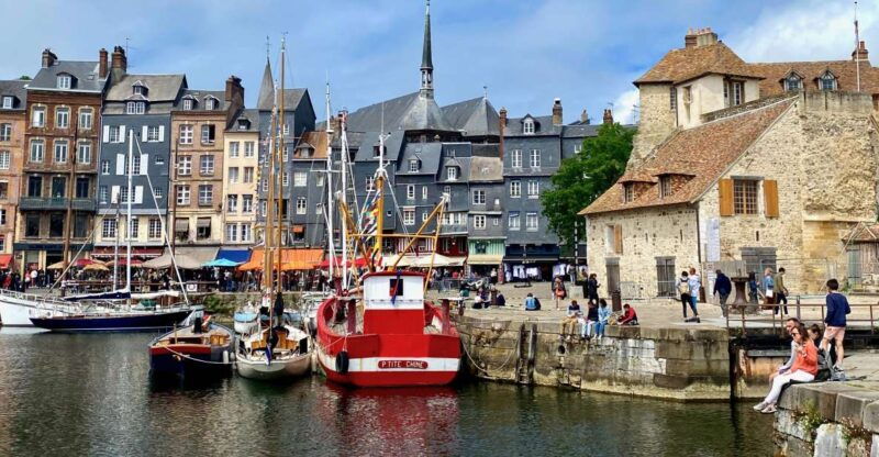 Private Mont Saint-Michel, Honfleur Trip by Mercedes - Itinerary Breakdown