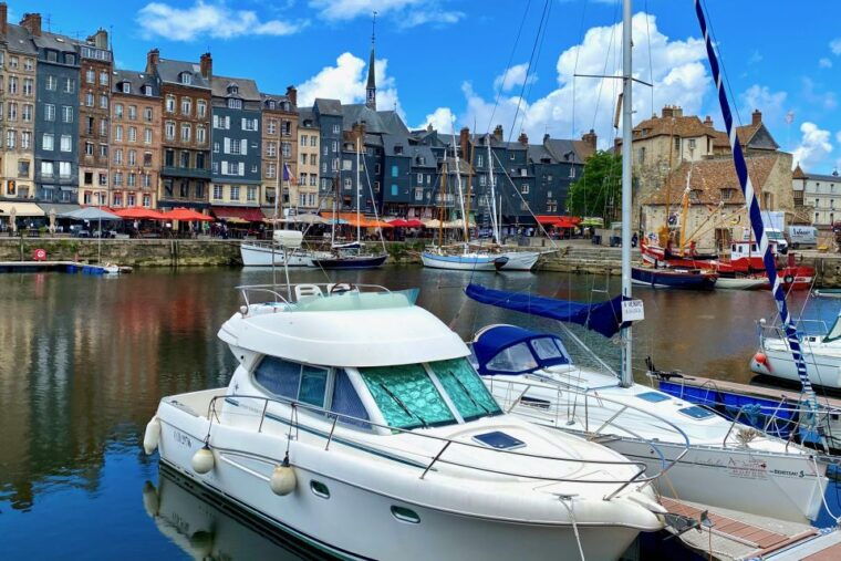 Private Mont Saint-Michel, Honfleur Trip by Mercedes - Inclusions and Exclusions of the Tour