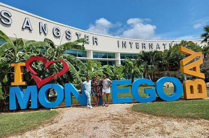 Private Montego Bay Airport Transfer To Ocho Rios - Authentic Experiences We Noticed from Reviews