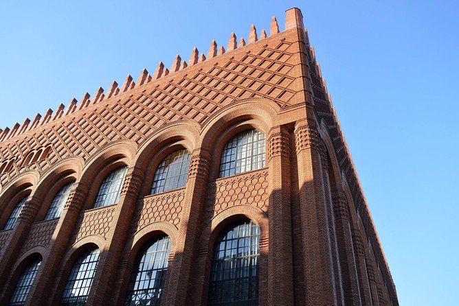 Private Montparnasse District 2-Hour Guided Tour in Paris - Common Questions