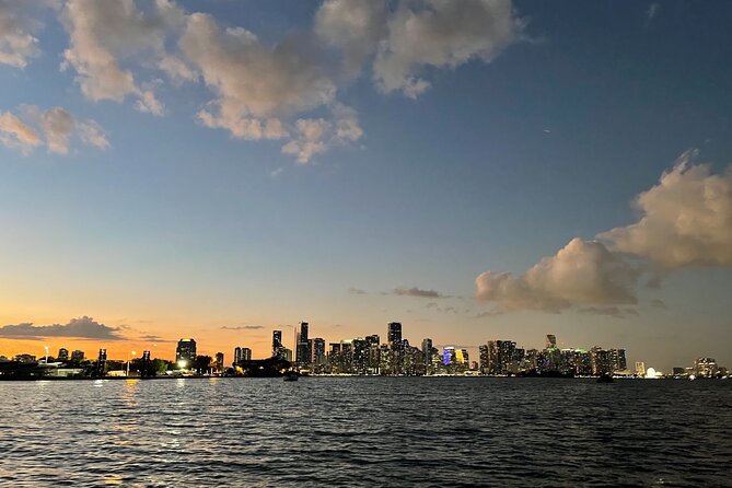 Private Moon-Watch Boat Cruise in Fort Lauderdale - Overview and Experience