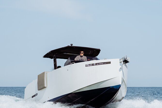 Private Motor Boat Experience in Barcelona - Considerations and Tips