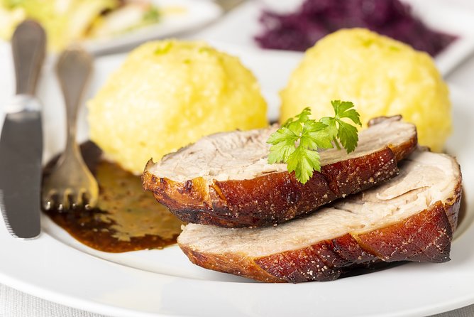 Private Munich Beer Hall-Hopping With 3-Course-Menu, Free Beer and Beer-Tasting - Indulge in Bavarian Bites and Beers