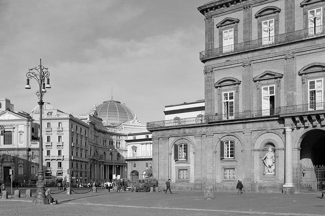 Private Naples Historical Centre Sightseeing Tour With a Local Guide - Transportation and Pricing