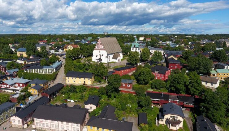 Private National Park and Porvoo Old Town Tour From Helsinki - Tour Experience