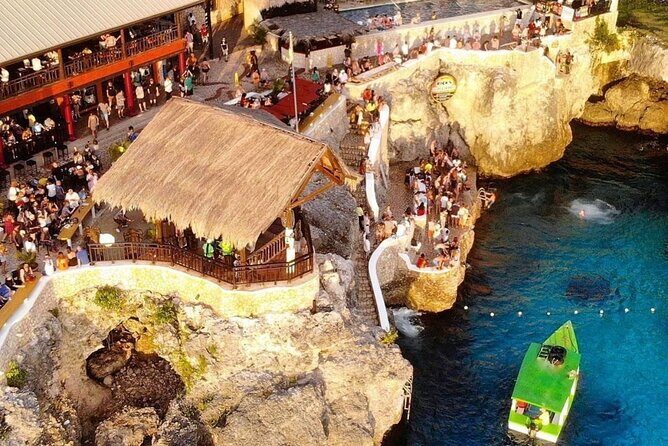 Private Negril Day Tour From Montego Bay - Exploring Seven Mile Beach