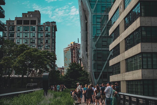 Private New York Tour With a Luxury Minivan - Luxury Minivan Features