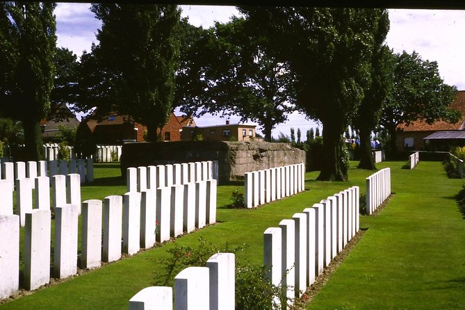 Private New Zealand Battlefield Tour in Flanders From Bruges - Lunch at a Local Café