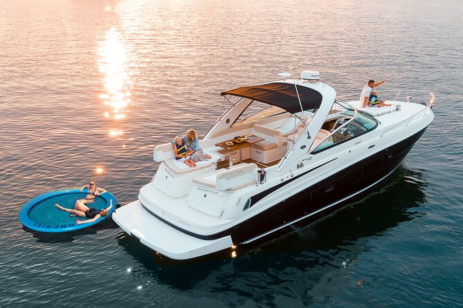 Private Newport Harbor Christmas Boat Parade Cruise From Baywatch Boat Charters - Festive Boat Decorations