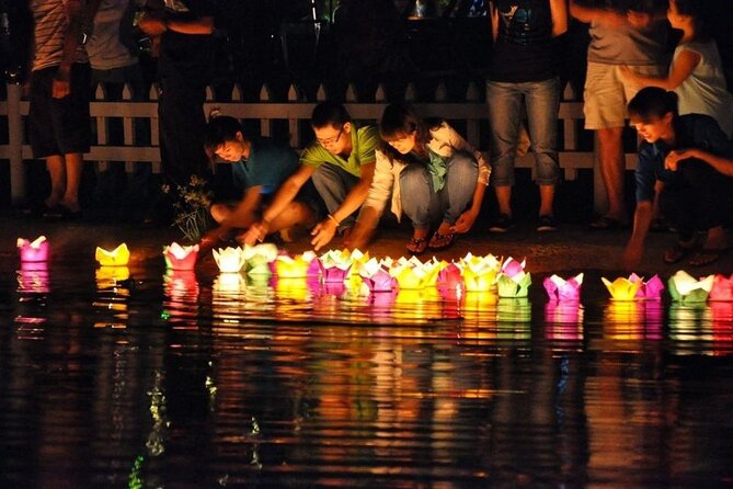 Private Night Boat Trip and Floating Lantern on Hoi An River - Good To Know