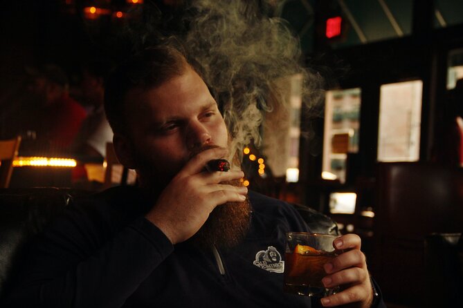 Private Night Tour of Amsterdams Local Drinking & Coffeeshop Culture - Amsterdams Vibrant Nightlife Scene