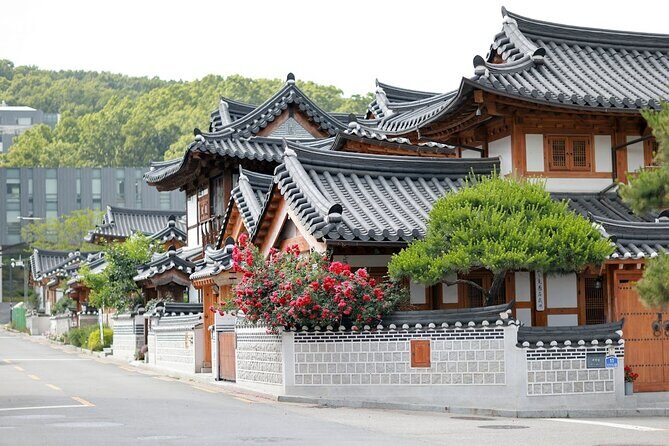 Private Night Tour of Seoul: Illuminated Landmarks & Stories - Pricing and Value  