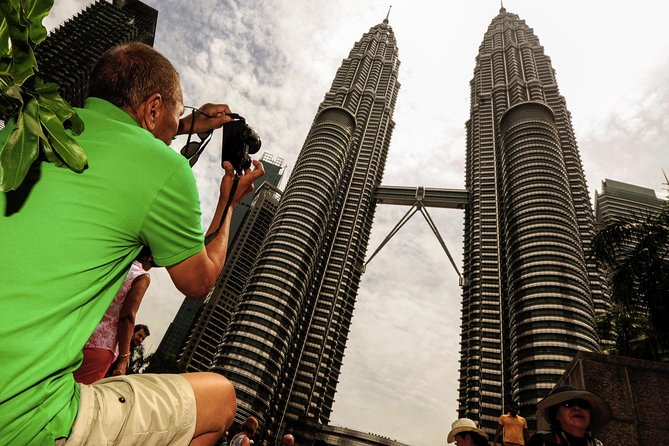 Private Night Tour: Petronas Twin Tower And Shopping - The Sum Up