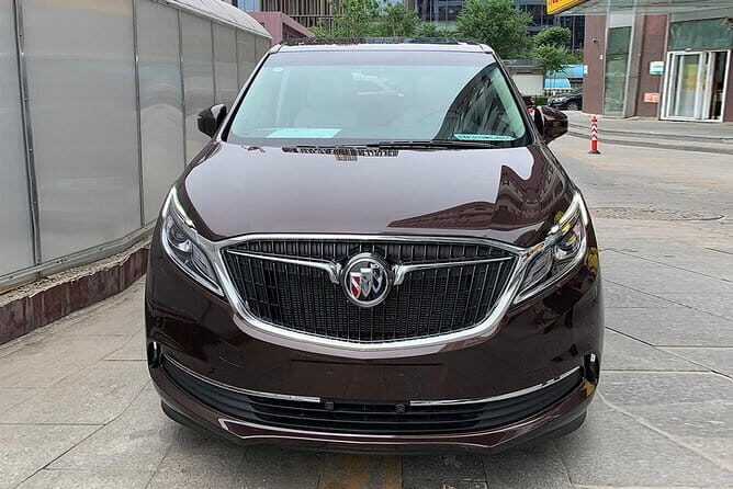 Private Night Tour to Enjoy Dynamic Yunnan Show - Who Should Book This?