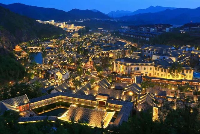 Private Night Tour to Gubei Water Town and Simatai Great Wall With Cable Car - Price and Availability