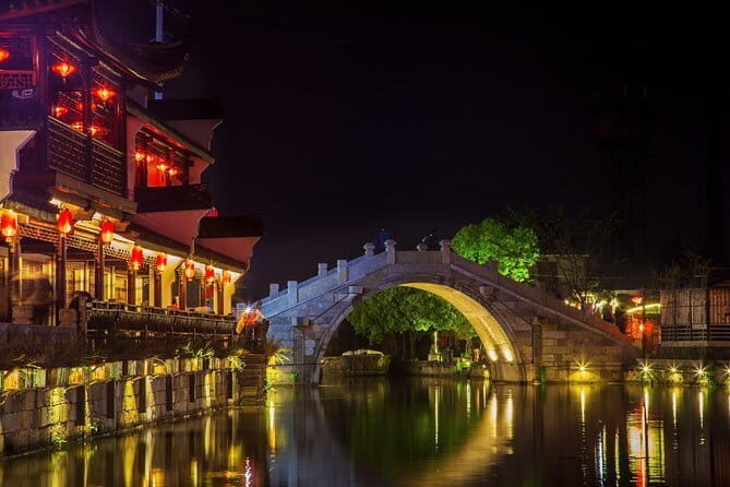 Private Night Tour to Xitang Water Town from Shanghai - The Value Proposition