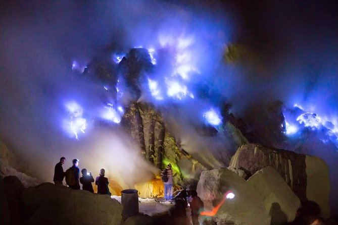 Private Night Tour With Sunrise: Blue Flames of Kawah Ijen  - Banyuwangi - Logistics and Transportation