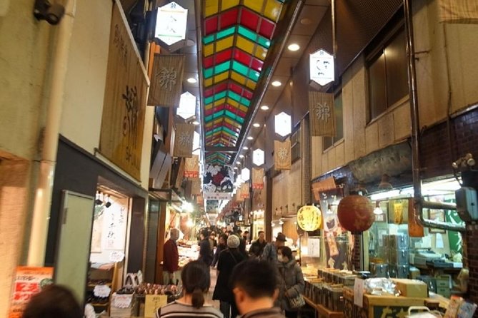 Private Nijo Castle Sightseeing and Nishiki Food Tour - Tour Highlights