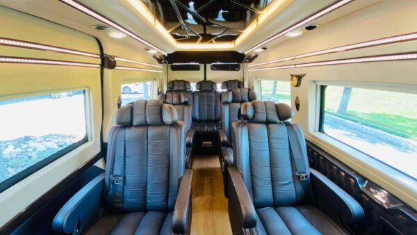 Private Noi Bai Airport Transfer To/Or From Hanoi - Common Questions
