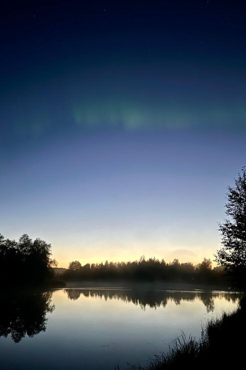 Private Northern Lights Boat Tour to Lake Inari, BBQ Dinner - Experience Highlights