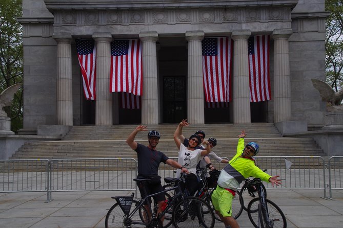 Private NYC Bike Tour - Date and Traveler Selection