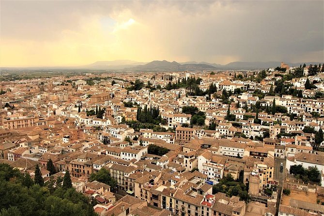 Private Official Tour Guide for Visit to Alhambra in Granada From Cordoba Hotel - Traveler Photos