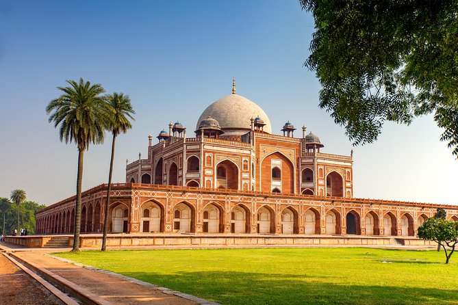 Private Old & New Delhi Sightseeing Tour - Meals Included