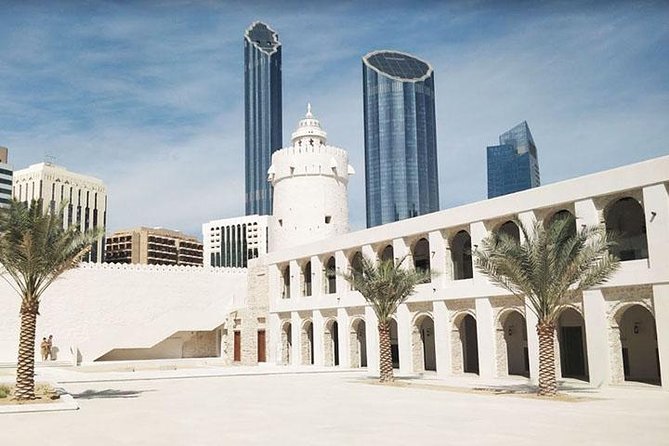 Private One-day Abu Dhabi Highlight Tour With Lunch - Photo Stops and Sightseeing