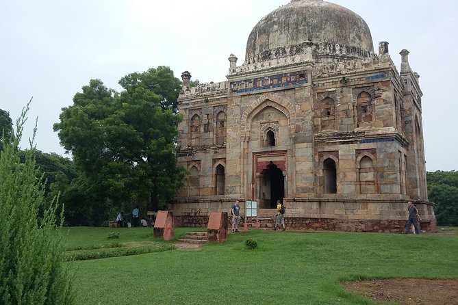 Private One Day Old and New Delhi City Tour by Car - Tour Overview