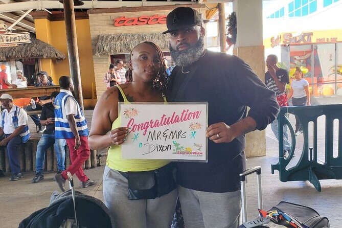 Private One-Way Airport Transfer to RIU Palace Aquarelle - FAQ