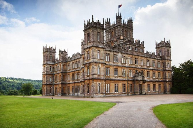 Private One Way or Round Trip Transfer: London to Newbury - Pricing and Booking Details