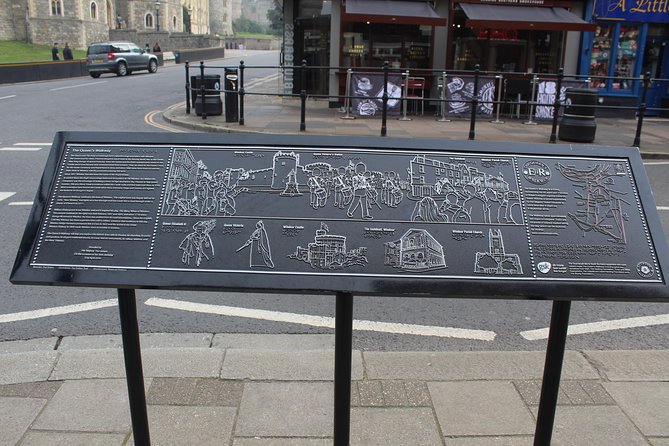 Private One Way or Round Trip Transfer : London to Windsor Castle or LEGOLAND - Common Questions