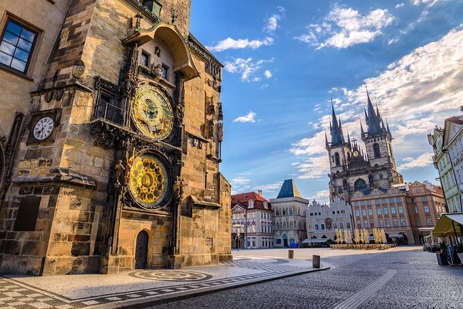 Private One Way Sightseeing Transfer From Vienna to Prague via Cesky Krumlov - Cancellation Policy