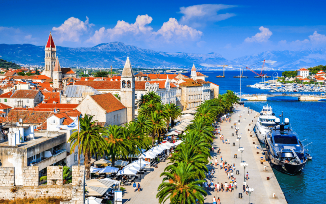 Private One Way Transfer From Hvar to Split - Vehicle and Driver Specifications