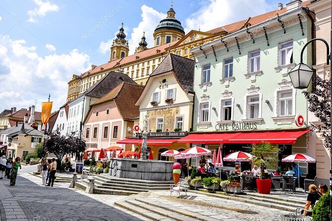 Private One Way Transfer From Melk to Cesky Krumlov - The Sum Up