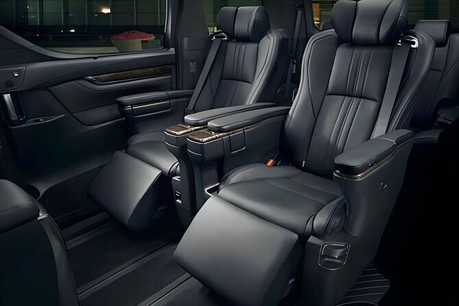 Private One Way Transfer New Chitose Airport to Sapporo hotel - FAQs