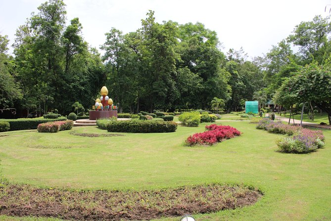 Private Oneday! Morning Alms&Doi Suthep&Wat Umong Umbrella Village&Hot Spring - Common Questions