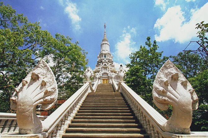 Private Oudong Temples & Phnom Prasith Tour From Phnom Penh - Private Oudong Temples Exploration