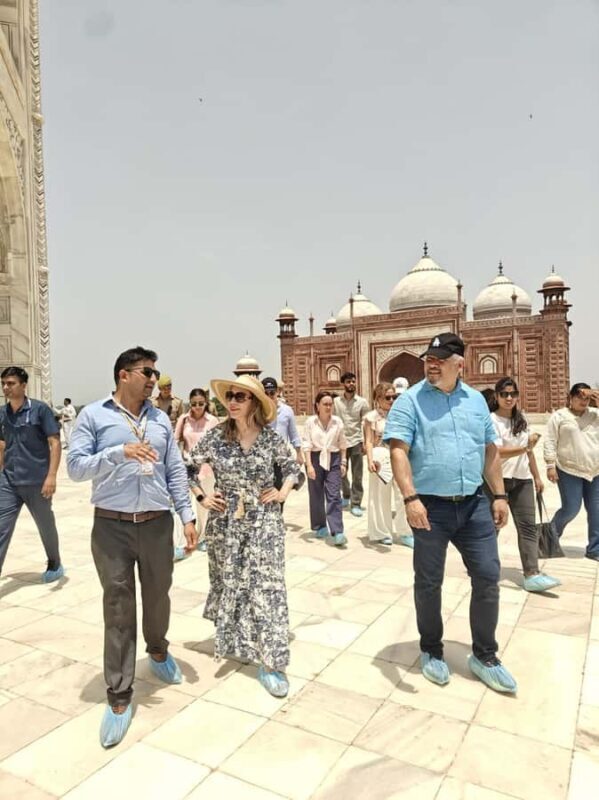 Private Overnight Taj Mahal Luxury Tour (2 Days / 1 Night) - Practical Details and Considerations