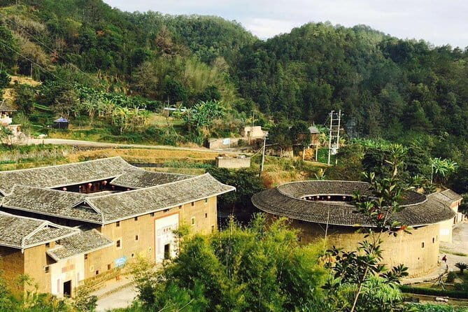Private Overnight Tour to Visit Nanjing and Yongding Tulou Castles from Xiamen - Detailed Review of the Tour Experience